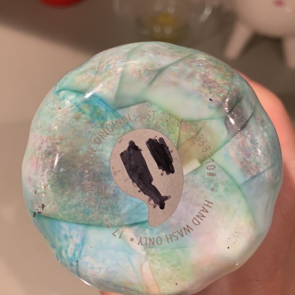 Swell 17 oz water bottle - Picture 2 of 4